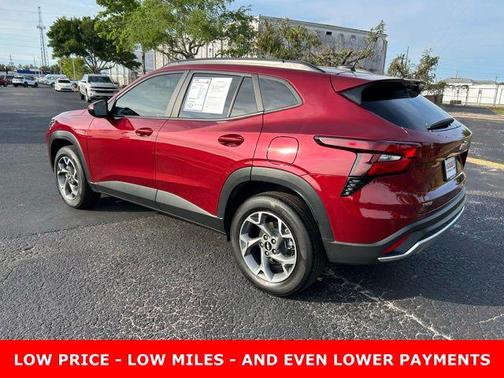 2025 Chevrolet Trax LT