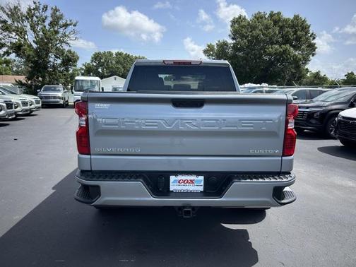 2025 Chevrolet Silverado 1500 Custom