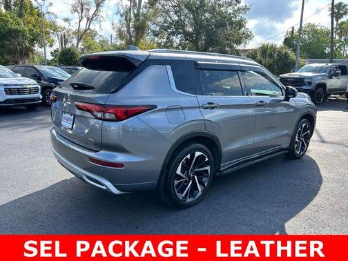 Alloy Silver Metallic 2022 Mitsubishi Outlander SEL 2.5 2WD