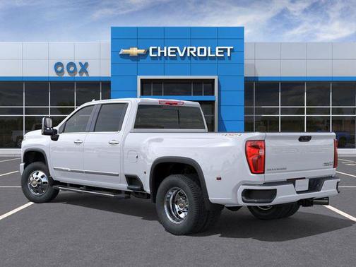 Polar White Tricoat 2026 Chevrolet Silverado 3500 High Country