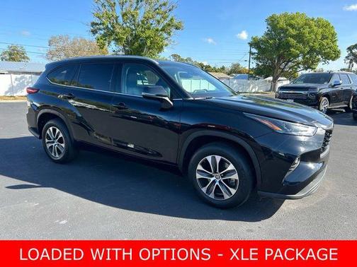 2022 Toyota Highlander XLE