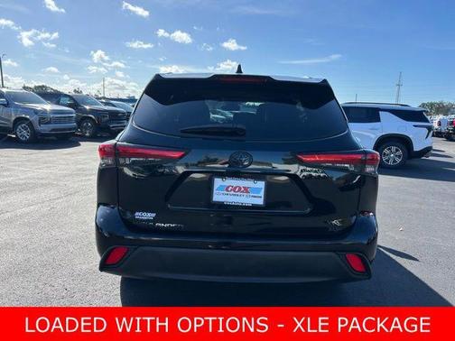 2022 Toyota Highlander XLE