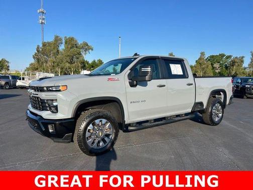 Slate Gray Metallic 2024 Chevrolet Silverado 2500 Custom