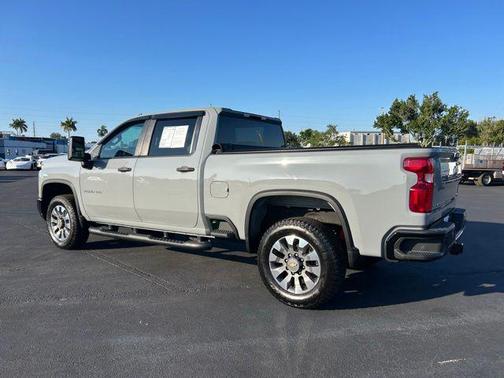 Slate Gray Metallic 2024 Chevrolet Silverado 2500 Custom