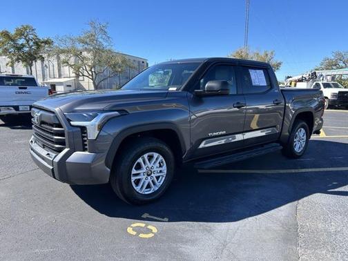 2025 Toyota Tundra SR5