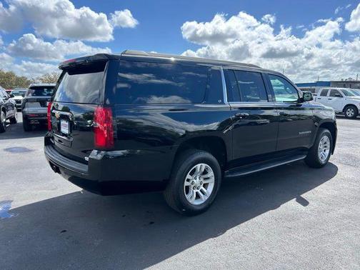 2019 Chevrolet Suburban LT