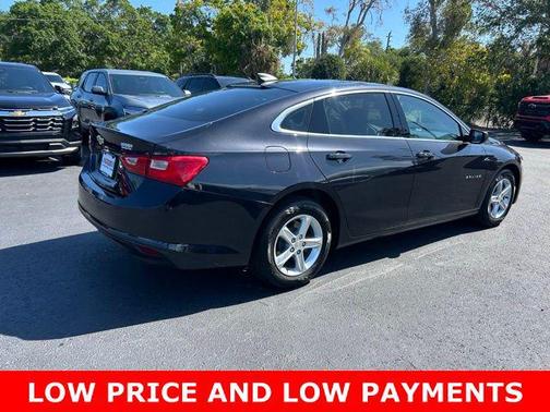 Dark Ash Metallic 2022 Chevrolet Malibu 1LS