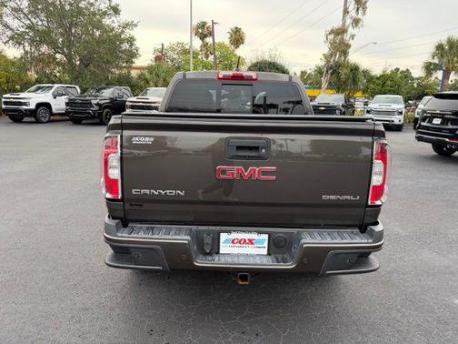 Smokey Quartz Metallic 2019 GMC Canyon Denali