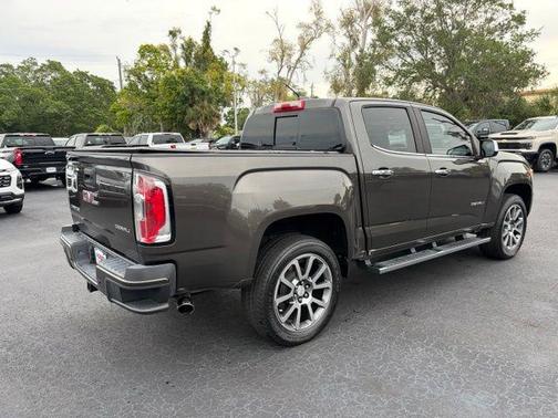 Smokey Quartz Metallic 2019 GMC Canyon Denali