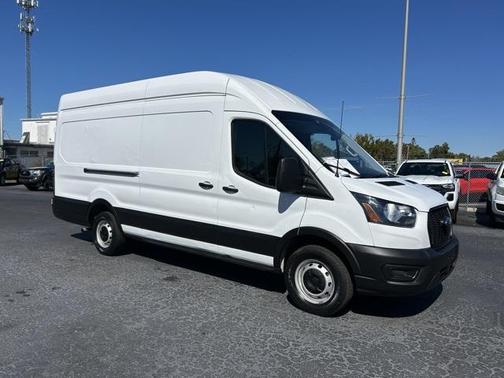 2022 Ford Transit-250 Base