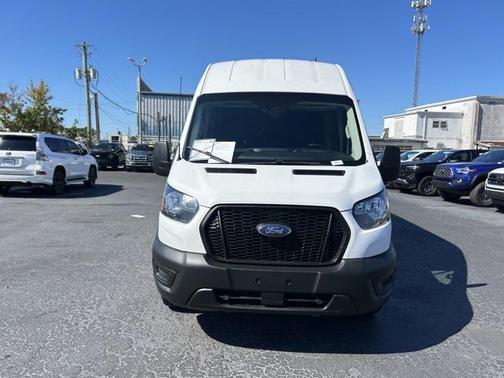 2022 Ford Transit-250 Base