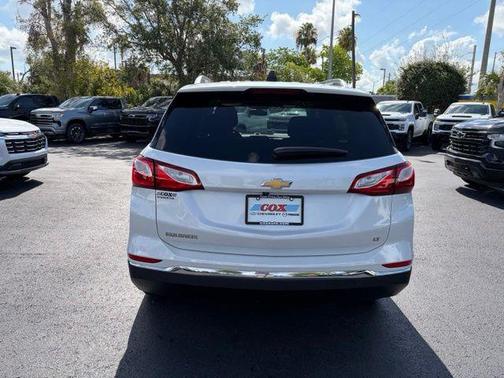 Iridescent Pearl Tricoat 2018 Chevrolet Equinox LT