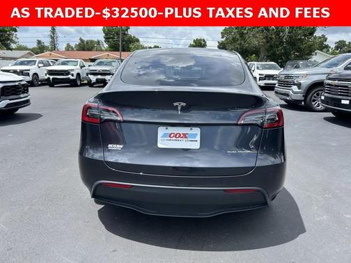 2024 Tesla Model Y Long Range Dual Motor All-Wheel Drive