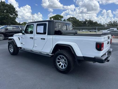 2022 Jeep Gladiator Altitude 4x4