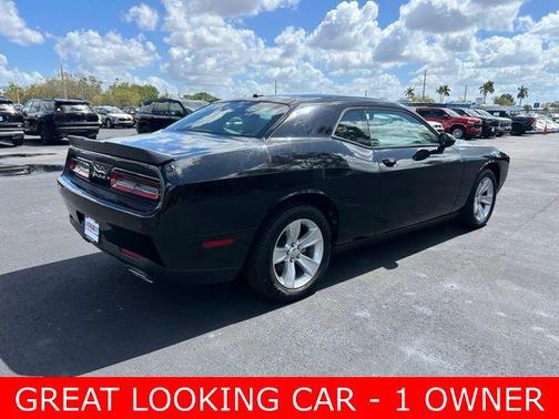 2023 Dodge Challenger SXT