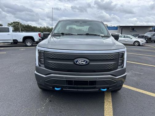 2024 Ford F-150 Lightning Flash