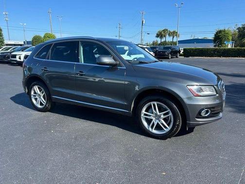 Monsoon Gray Metallic 2015 Audi Q5 2.0T Premium Plus