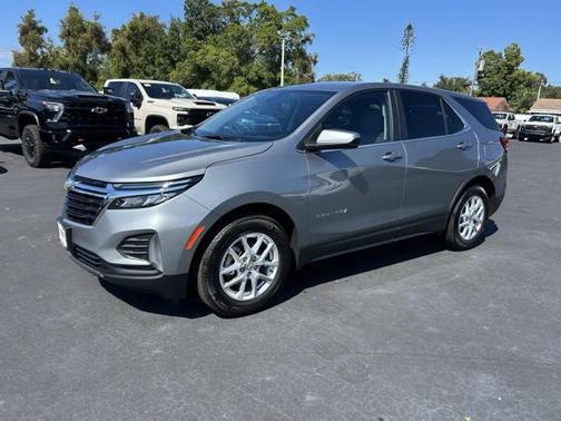 Sterling Gray Metallic 2024 Chevrolet Equinox 1LT
