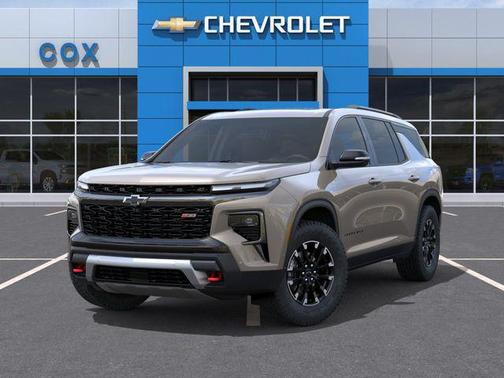 Sandstone Gray 2026 Chevrolet Traverse AWD Z71