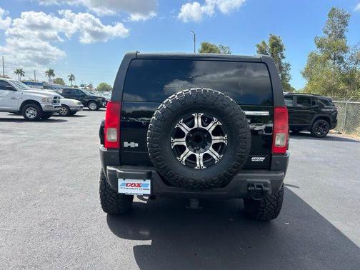 2006 Hummer H3 Base