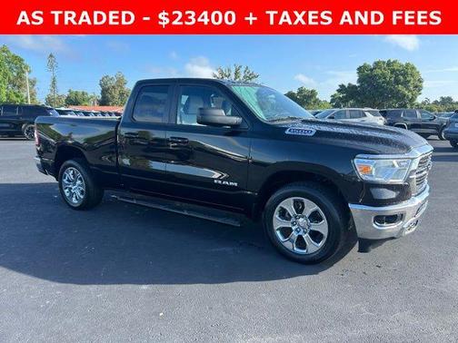 Diamond Black Crystal Pearlcoat 2021 RAM 1500 Big Horn/Lone Star