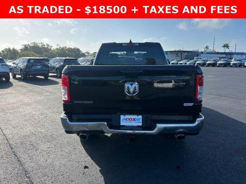Diamond Black Crystal Pearlcoat 2021 RAM 1500 Big Horn/Lone Star