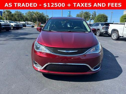 Velvet Red Pearlcoat 2018 Chrysler Pacifica Touring Plus