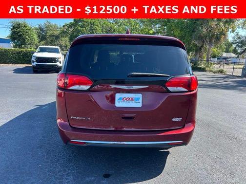Velvet Red Pearlcoat 2018 Chrysler Pacifica Touring Plus