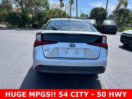 2019 Toyota Prius XLE