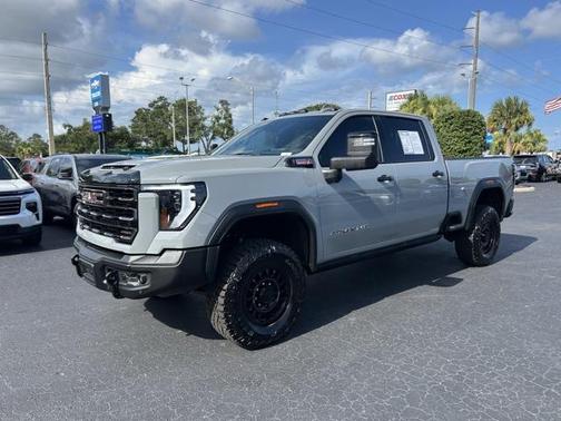2024 GMC Sierra 2500 AT4