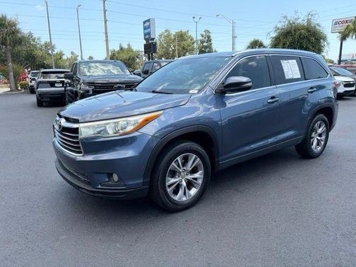 Shoreline Mist 2015 Toyota Highlander XLE