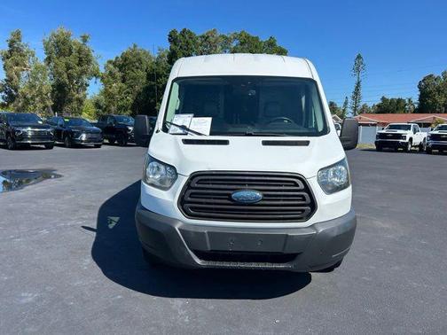 Oxford White 2018 Ford Transit-250 Base