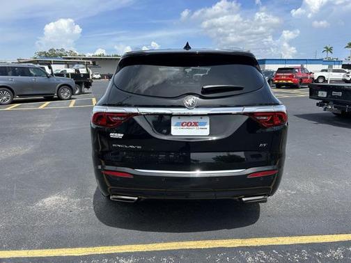 2023 Buick Enclave Essence FWD