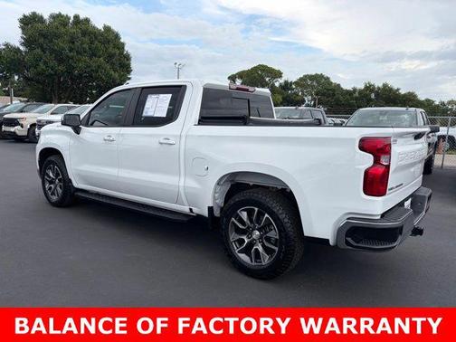 Summit White 2024 Chevrolet Silverado 1500 LT