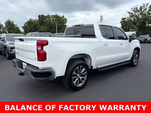 Summit White 2024 Chevrolet Silverado 1500 LT