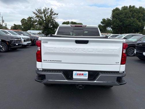 Summit White 2024 Chevrolet Silverado 1500 LT