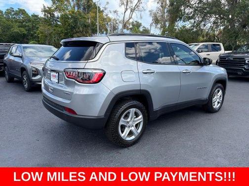 Billet Silver Metallic Clearcoat 2023 Jeep Compass Latitude