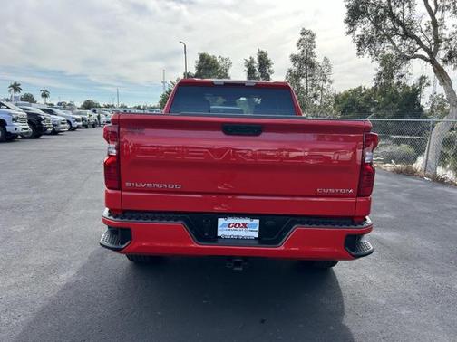 2025 Chevrolet Silverado 1500 Custom