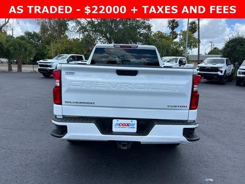 Summit White 2021 Chevrolet Silverado 1500 Custom