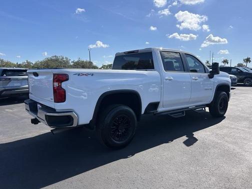 2024 Chevrolet Silverado 3500 LT