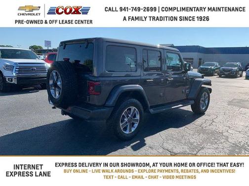 Granite Crystal Metallic Clearcoat 2020 Jeep Wrangler Unlimited Sahara