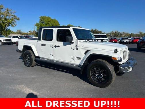 2021 Jeep Gladiator Sport S