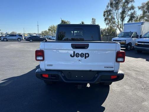 2021 Jeep Gladiator Sport S