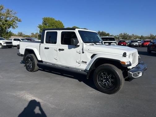 2021 Jeep Gladiator Sport S