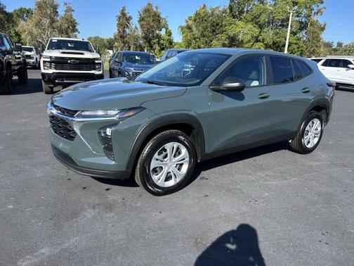 2025 Chevrolet Trax LS