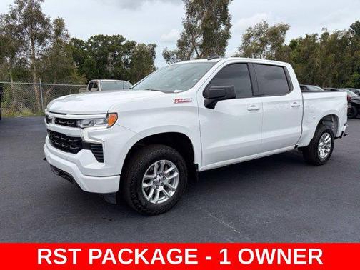 Summit White 2025 Chevrolet Silverado 1500 RST