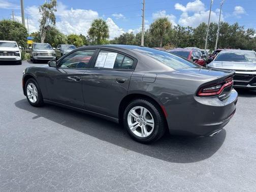 2022 Dodge Charger SXT