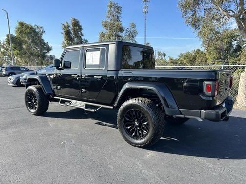 2023 Jeep Gladiator Willys 4x4