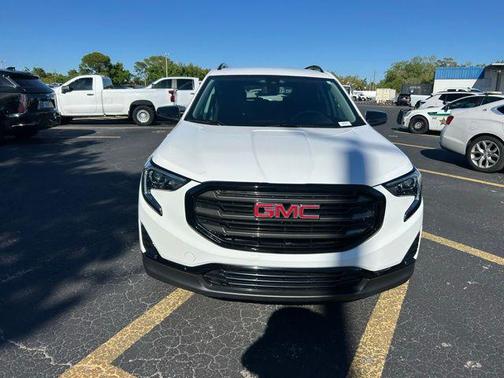 Summit White 2020 GMC Terrain SLE