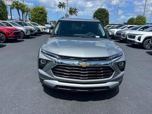 Sterling Gray Metallic 2024 Chevrolet Trailblazer LT